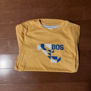 Tracksmith large Boston shirt